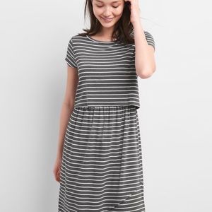 Gap maternity/ nursing short sleeve dress.